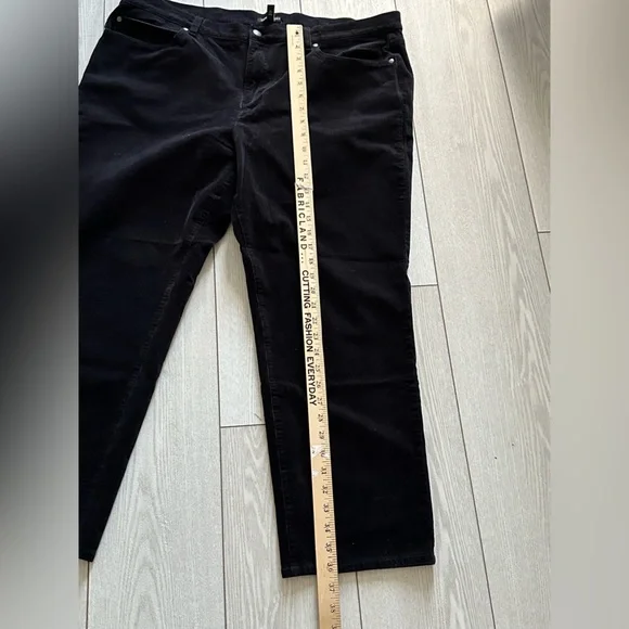 Eileen Fisher Black Wide-Leg Corduroy Trousers size 1x - Picture 8 of 9